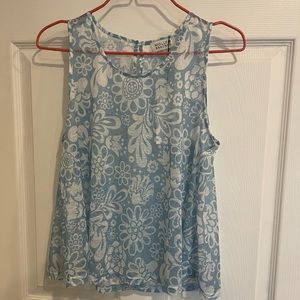 NWT  Molly Bracken Woven Top